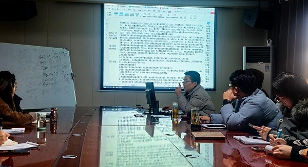 深化理論學(xué)習(xí)，淬煉實(shí)踐能力