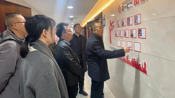 慶陽市總工會領(lǐng)導蒞臨信合與恒達公司參觀指導