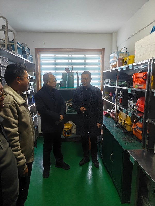 慶陽市總工會領(lǐng)導蒞臨信合與恒達公司參觀指導