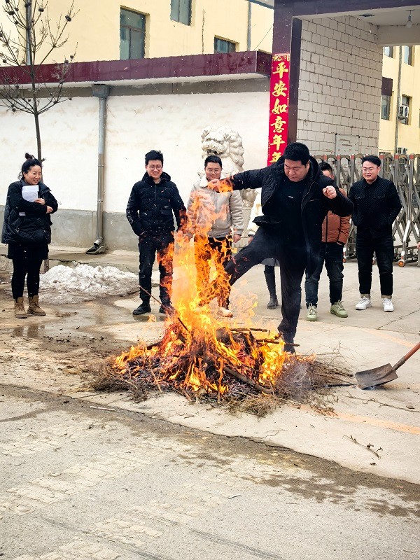 燎疳活動(dòng)——傳承文化，凝聚團(tuán)隊(duì)力量